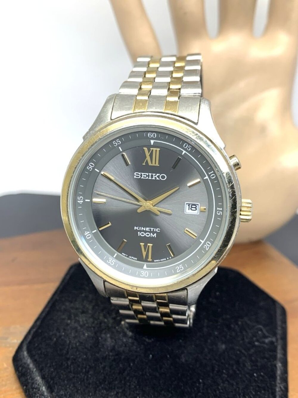 Seiko Men's Watch SKA658 Kinetic Gray Dial Date Two Tone Stainless Steel 42mm